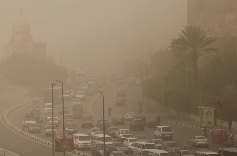 مصر على موعد مع عاصفة تاريخية... الأرصاد تعلن الاستنفار وتوجه تحذيرات للمواطنين: كيفية الحماية من الأشد في تاريخ البلاد!